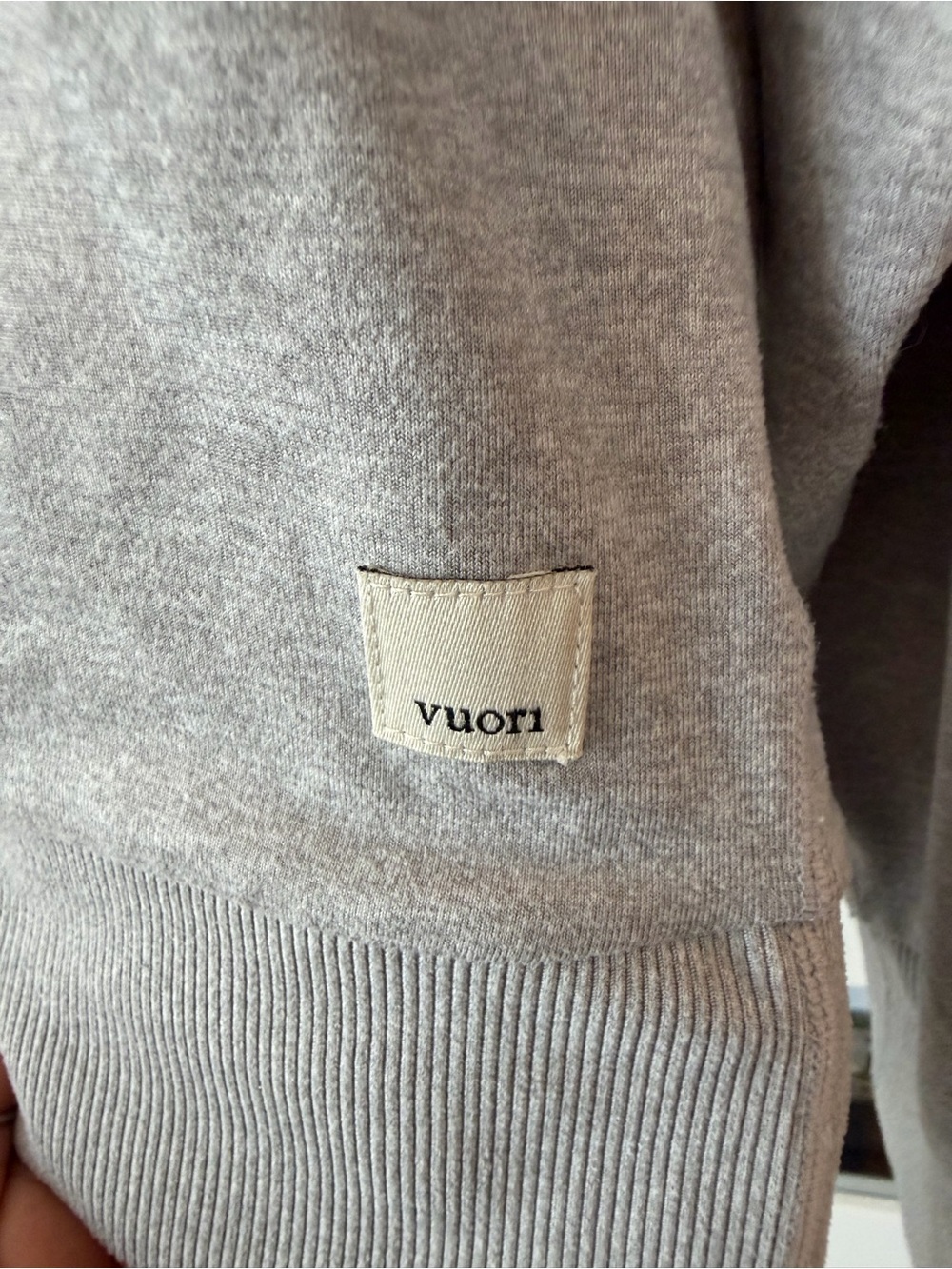 Vuori Women's Halo sweater - Picture 5 of 8
